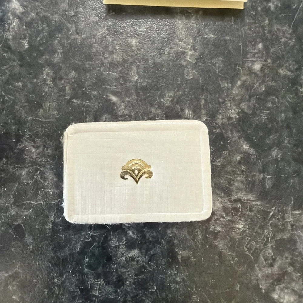 Vintage Alexandra de Markoff gold‎ metal compact Halo of Gold 1980s No Powder